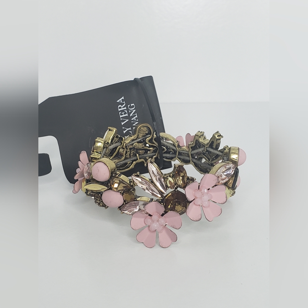 Nwt Vera Wang Pink Floral Bracelet 24$